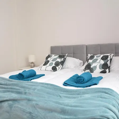 Alvista Apartment *